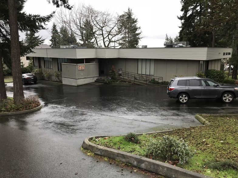 322 SW 155th St, Burien, WA en alquiler - Foto del edificio - Imagen 2 de 9