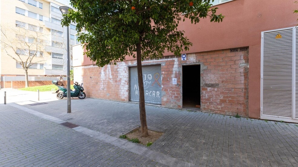 Edificio residencial en Barcelona, Barcelona en venta - Foto del interior - Imagen 1 de 2