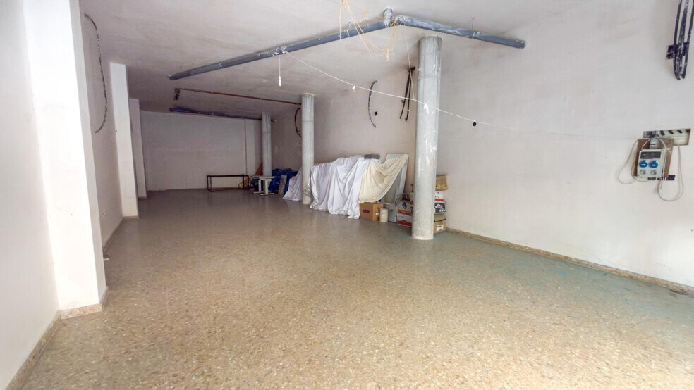 Local en Cieza en venta - Foto del interior - Imagen 3 de 3