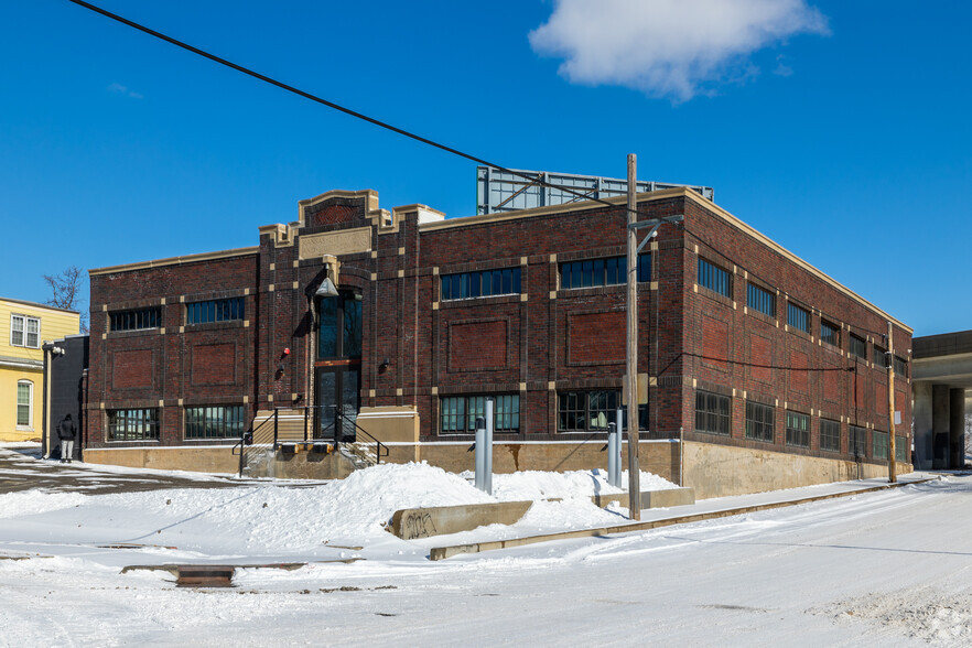 2645 Madison Ave, Kansas City, MO en alquiler - Foto del edificio - Imagen 2 de 31