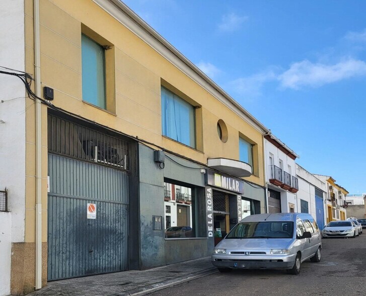 Calle Murillo, 12, El Carpio, Córdoba en alquiler - Foto del edificio - Imagen 2 de 10