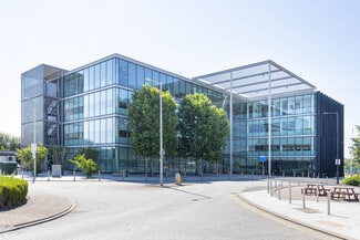 Más detalles de 3 Beehive Ring Rd, Gatwick - Oficina en alquiler