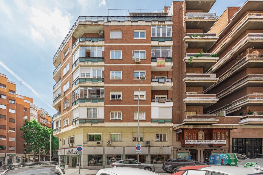 Calle Aviador Zorita, 39, Madrid, Madrid en alquiler - Foto del edificio - Imagen 2 de 3