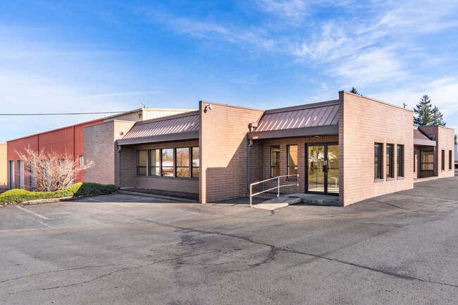 Más detalles de 6455 NE Columbia Blvd, Portland, OR - Nave en alquiler