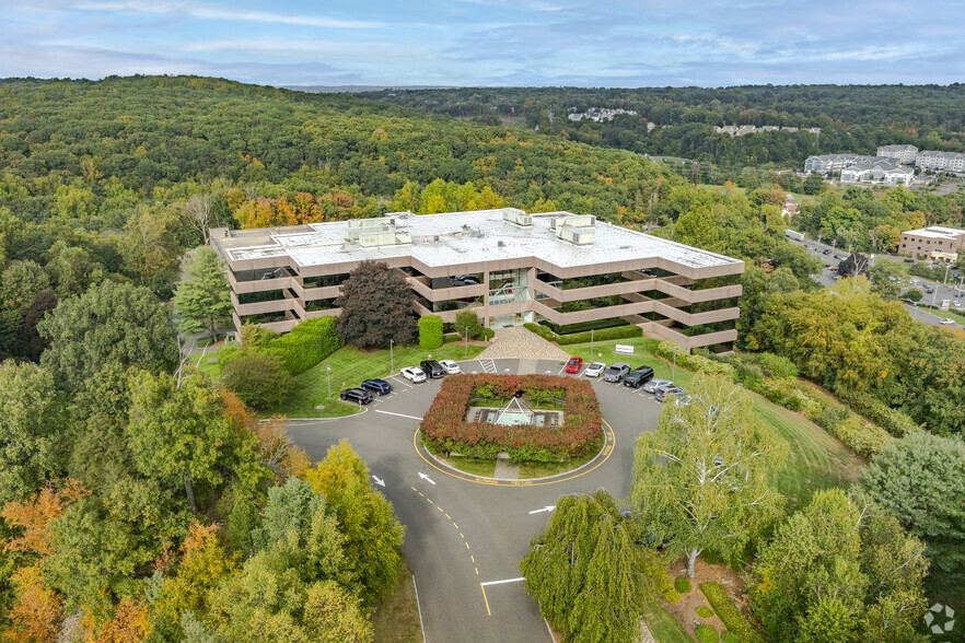 2 Enterprise Dr, Shelton, CT en alquiler - Foto del edificio - Imagen 2 de 15