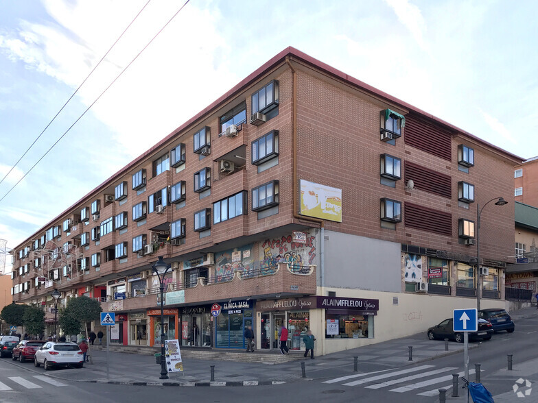 Avenida Del Ejército, 3, Arganda del Rey, Madrid en alquiler - Foto del edificio - Imagen 2 de 2