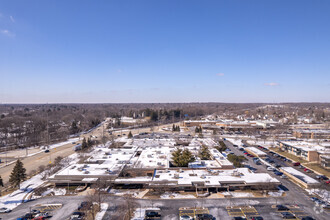 1204-1332 W Northwest Hwy, Palatine, IL - VISTA AÉREA  vista de mapa - Image1