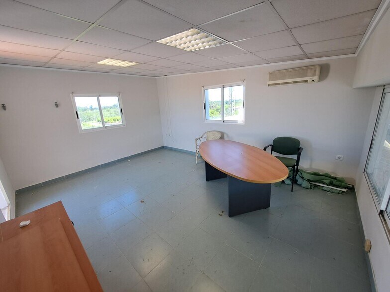 Oficina en Carcaixent en alquiler - Foto del interior - Imagen 2 de 4