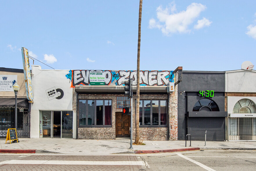 430-436 N Fairfax Ave, Los Angeles, CA en alquiler - Foto del edificio - Imagen 1 de 2