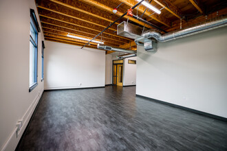 2512 SE 25th Ave, Portland, OR en alquiler Foto del interior- Imagen 2 de 11