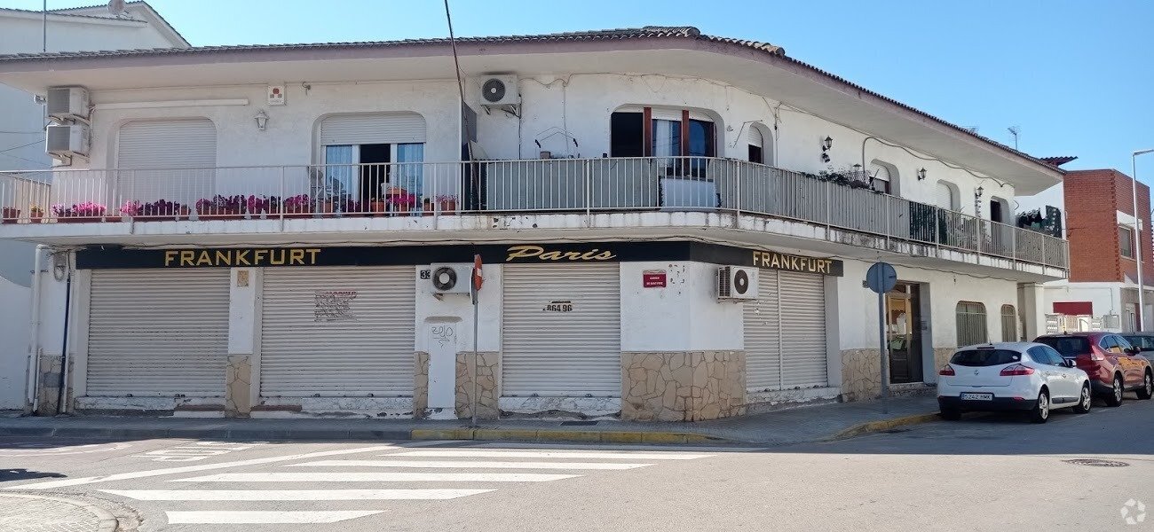 Carrer Cami Reial, 287, Palau-solità i Plegamans, Barcelona en venta Foto principal- Imagen 1 de 1