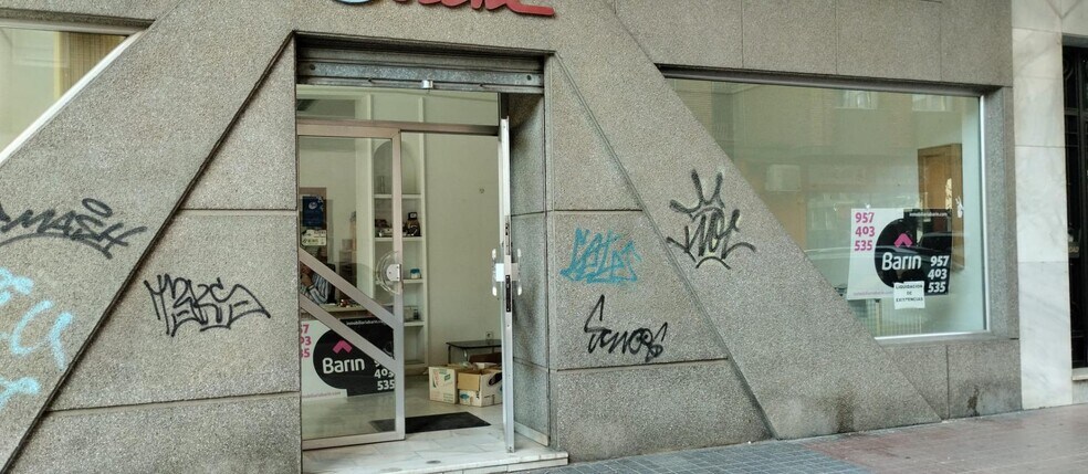 Local en Córdoba, Córdoba en venta - Foto del edificio - Imagen 3 de 50