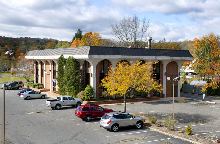 1 Sherman Hill Rd, Woodbury, CT en alquiler - Foto del edificio - Imagen 1 de 25