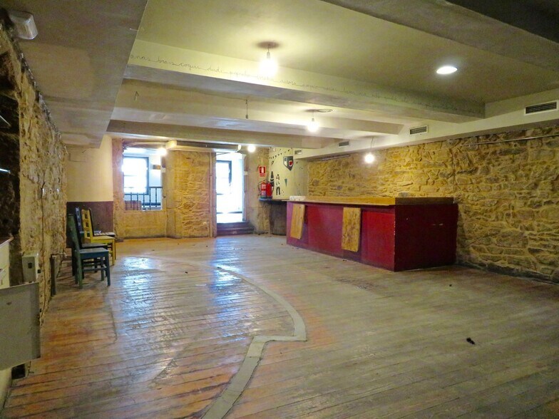 Local en Santiago de Compostela, La Coruna en alquiler - Foto del interior - Imagen 1 de 34