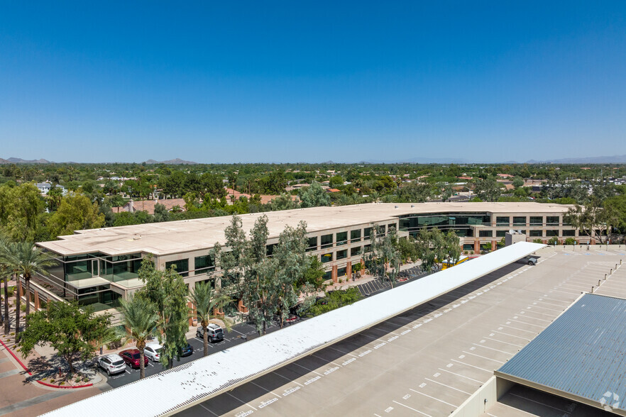 8601 N Scottsdale Rd, Scottsdale, AZ en alquiler - Foto del edificio - Imagen 3 de 8