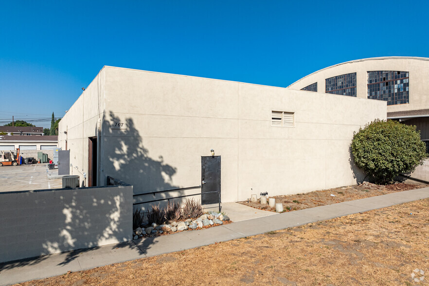 256 Stowell St, Upland, CA en alquiler - Foto del edificio - Imagen 2 de 20