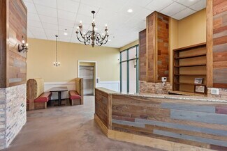 Más detalles de 300 S Duval St, Tallahassee, FL - Local en alquiler