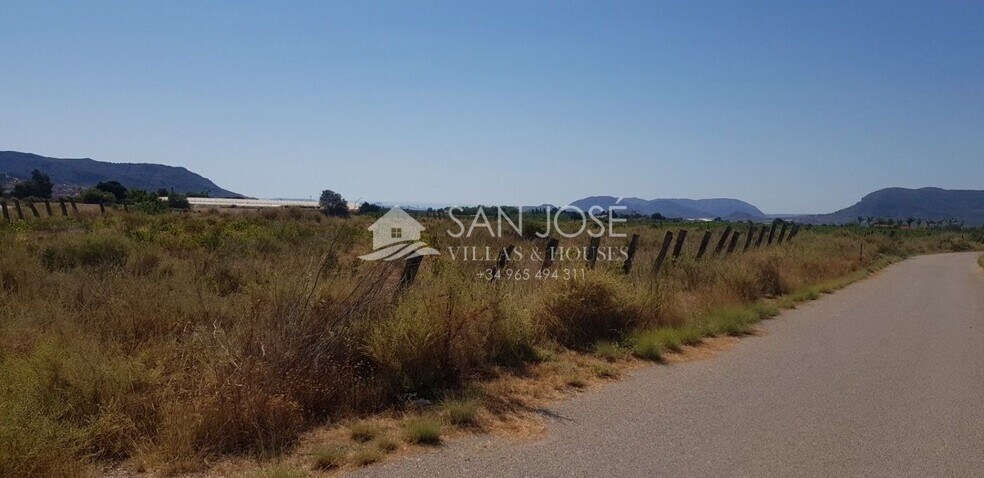 Terreno en Agost, Alicante en venta - Vista aérea - Imagen 1 de 2