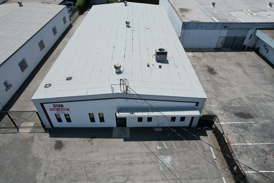 2125 N Seaman Ave, South El Monte, CA en alquiler - Foto del edificio - Imagen 2 de 6