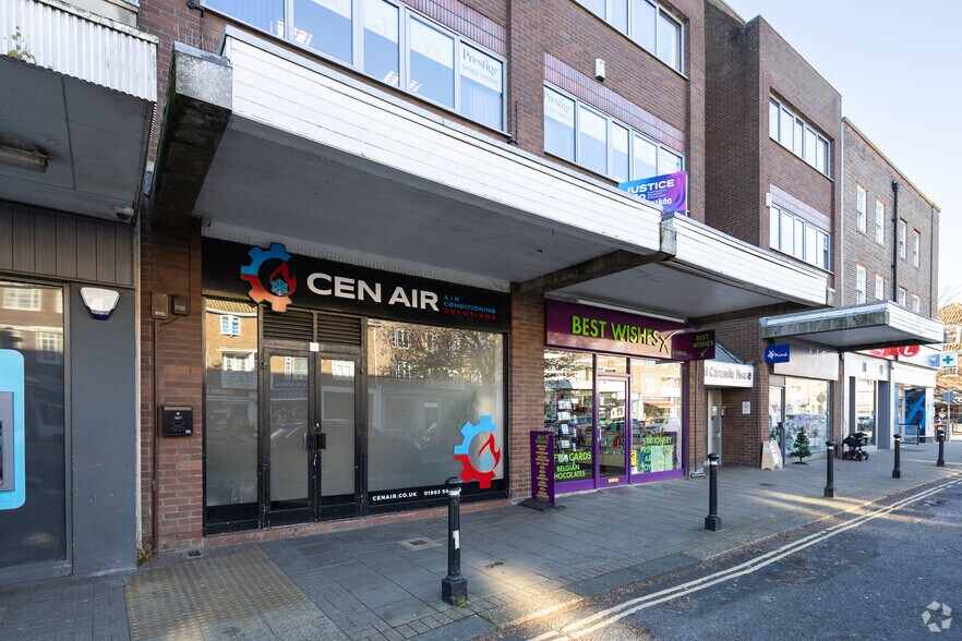 17-19 Goring Rd, Worthing en venta - Foto del edificio - Imagen 3 de 3