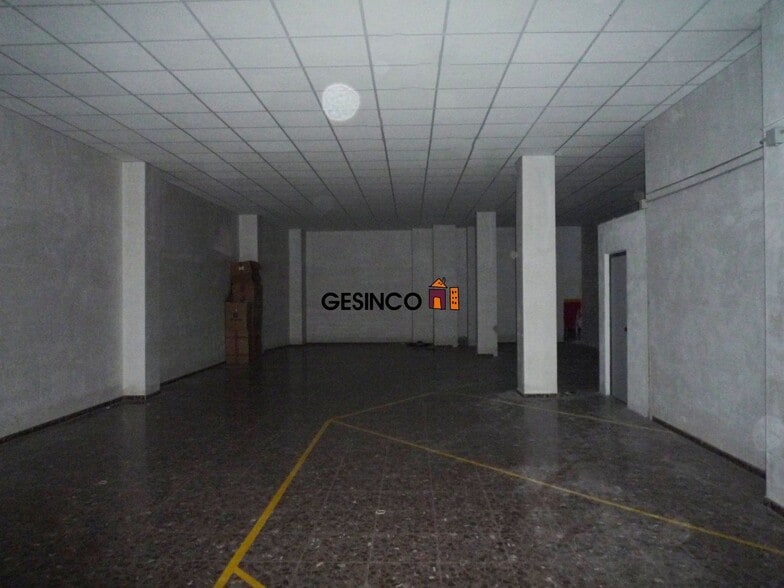 Local en Ontinyent, Valencia en venta - Foto del edificio - Imagen 3 de 7