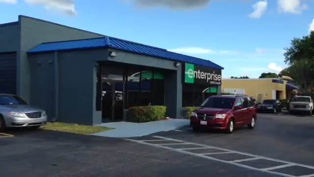 4917 N University Dr, Lauderhill, FL en alquiler - Vídeo de anuncio comercial - Imagen 3 de 9