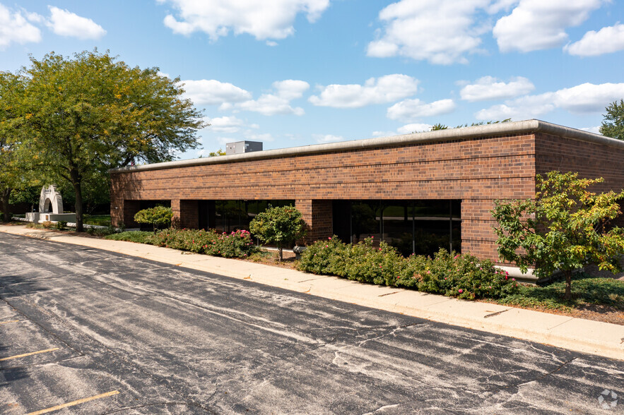 3150 W Salt Creek Ln, Arlington Heights, IL en venta - Foto principal - Imagen 1 de 6