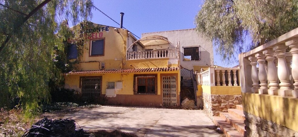 Local en Calasparra en venta - Foto del edificio - Imagen 2 de 42