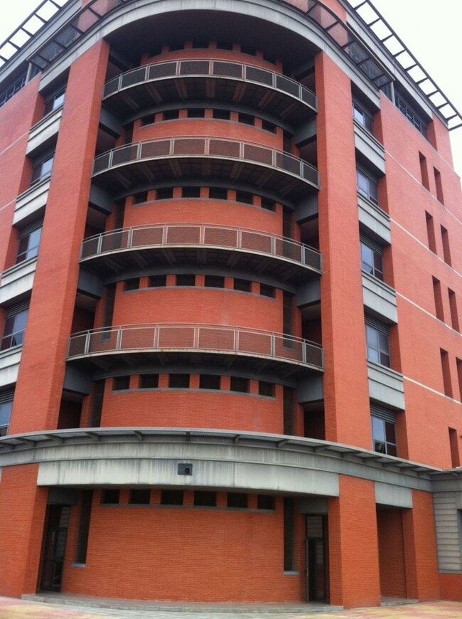 Más detalles de Calle Luis Fuentes Bejarano, S/N, SEVILLA - Oficina en alquiler