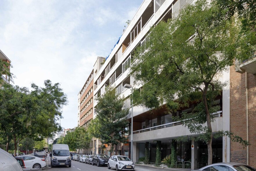 Carrer de Francesc Carbonell, 21-23, Barcelona, Barcelona en alquiler - Foto del edificio - Imagen 3 de 6