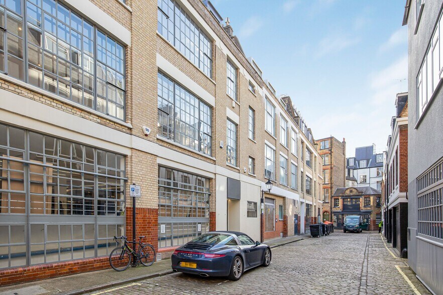 22 Cross Keys Close, London en alquiler - Foto del edificio - Imagen 2 de 3