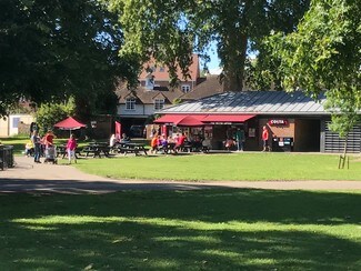 Más detalles de Higginson Park, Pound Ln, Marlow - Local en alquiler