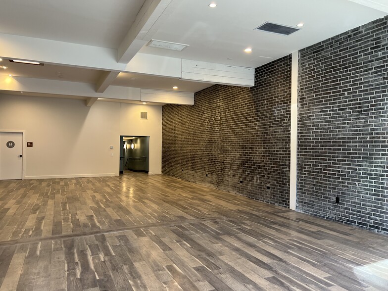 12323 Ventura Blvd, Studio City, CA en alquiler - Foto del interior - Imagen 3 de 7