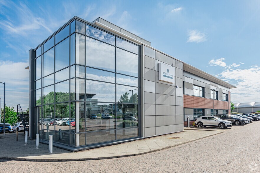 Dyce Dr, Dyce en venta - Foto del edificio - Imagen 2 de 4