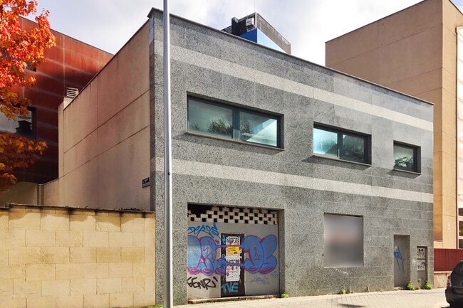 Más detalles de Calle Bambú, 10, Madrid - Local en alquiler