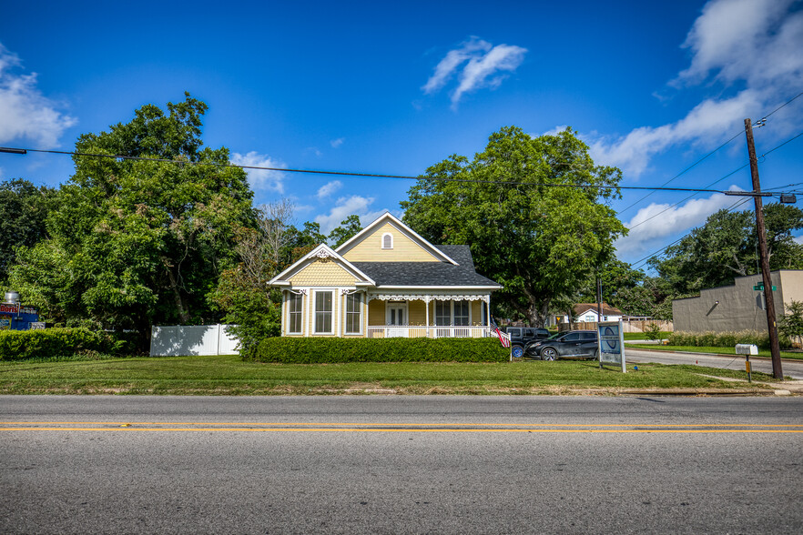 1600 S Day St, Brenham, TX en venta - Foto del edificio - Imagen 2 de 44