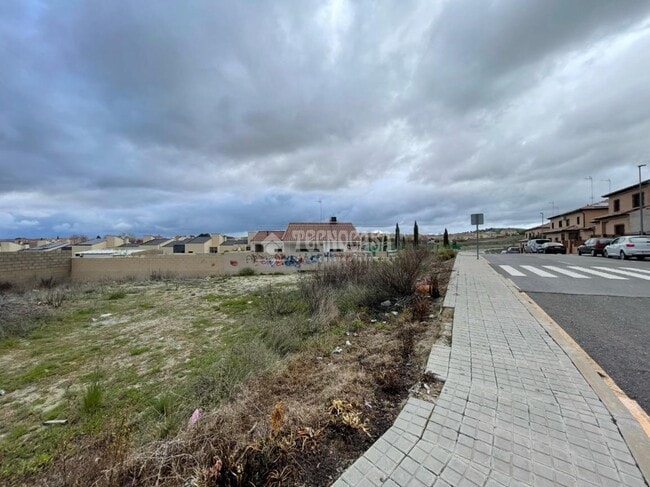 Más detalles de Calle Miguel Delíbes, 17, Esquivias - Terreno en venta