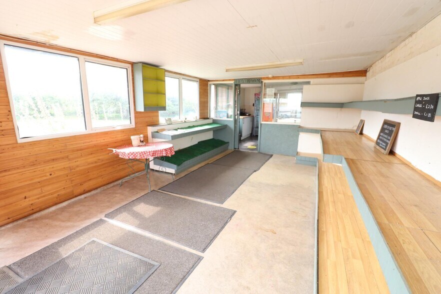 The Orchard Tea Room, 8, Redmoor Lane, Wisbech en venta - Foto del edificio - Imagen 2 de 32