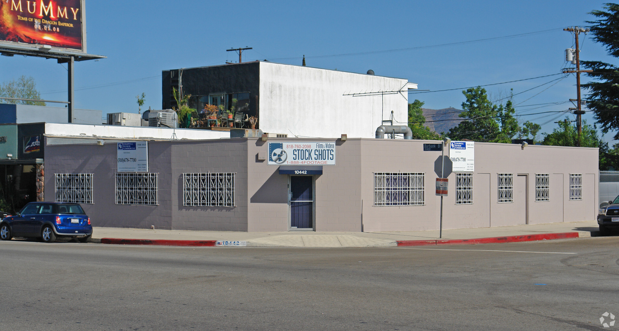 10442 Burbank Blvd, North Hollywood, CA en venta Foto principal- Imagen 1 de 76