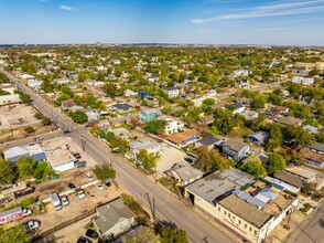 812 S Hackberry St, San Antonio, TX en alquiler Vista aérea- Imagen 2 de 10