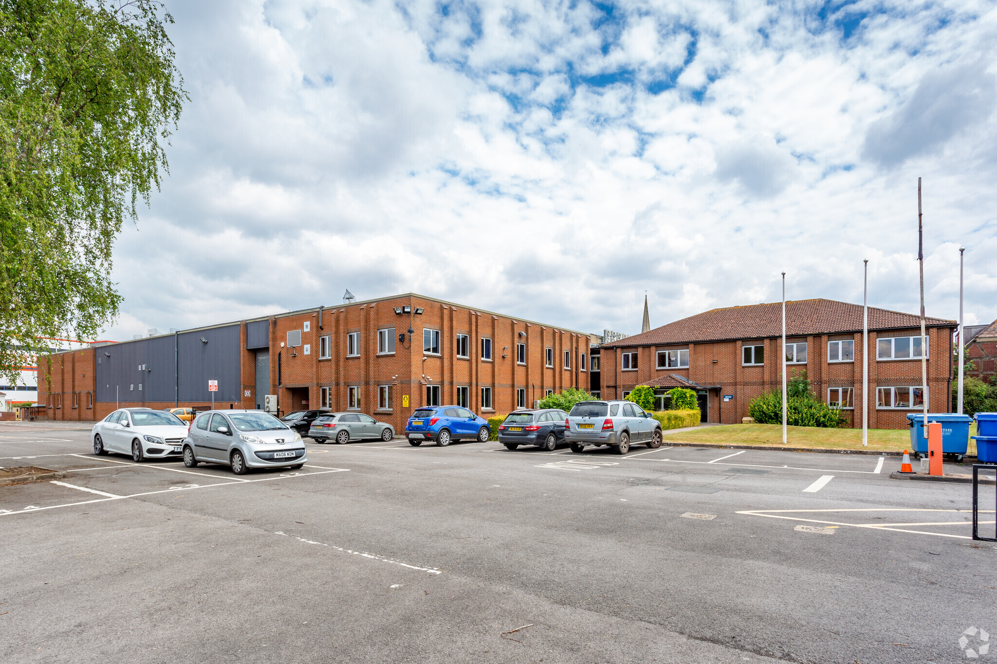 Kingsholm Business Park, Gloucester en alquiler Foto del edificio- Imagen 1 de 20