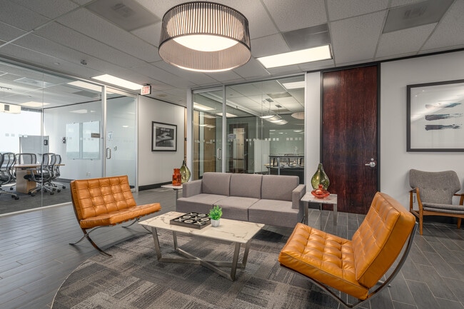 Más detalles de 12 Greenway Plz, Houston, TX - Coworking en alquiler