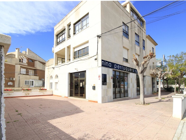 Edificio residencial en Vandellòs i l'Hospitalet de l'Infant, Tarragona en venta - Foto principal - Imagen 1 de 1