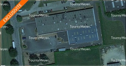 La Selle-en-Luitré, IEV - AÉREA  vista de mapa