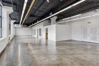 37-18 Northern Blvd, Long Island City, NY en alquiler Foto del interior- Imagen 2 de 9