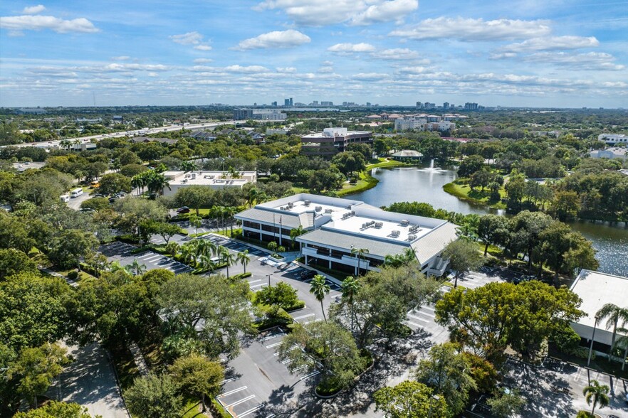 1100 Northpoint Pky, West Palm Beach, FL en alquiler - Foto del edificio - Imagen 2 de 15