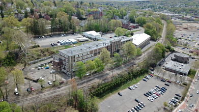 135-153 Center St, Bristol, CT - VISTA AÉREA  vista de mapa - Image1