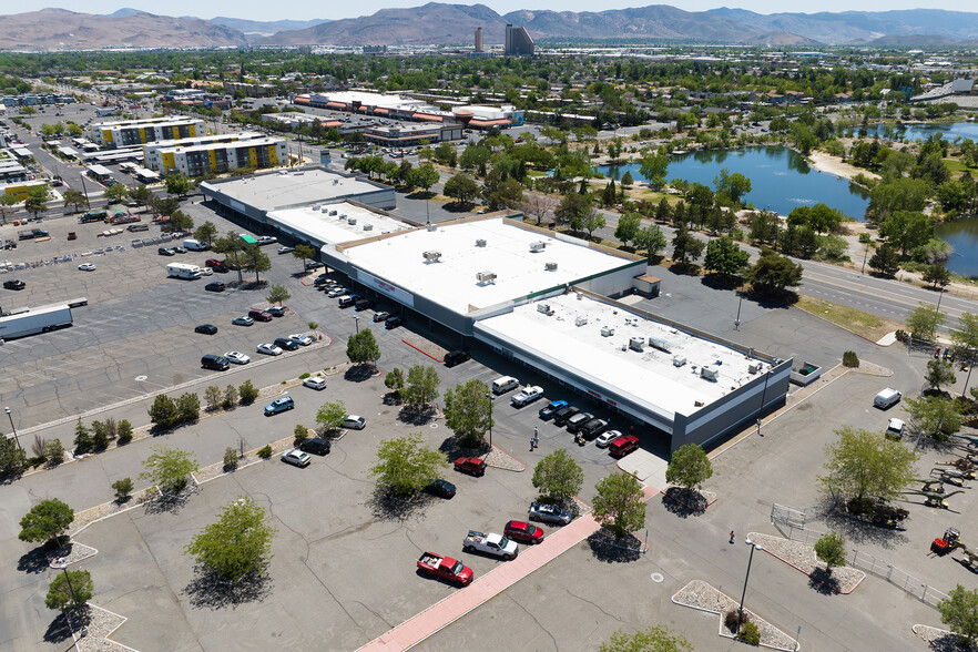 2300-2360 Oddie Blvd, Sparks, NV en alquiler - Foto del edificio - Imagen 1 de 4