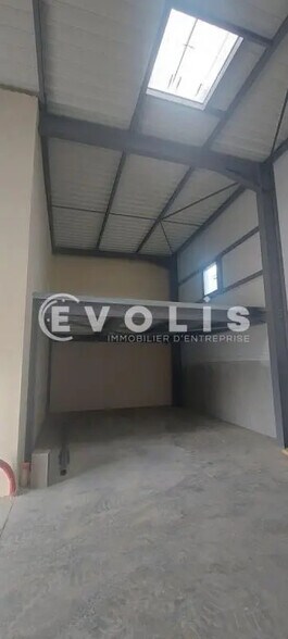 Flex en Saint-Étienne-la-Varenne en alquiler - Foto del interior - Imagen 3 de 4