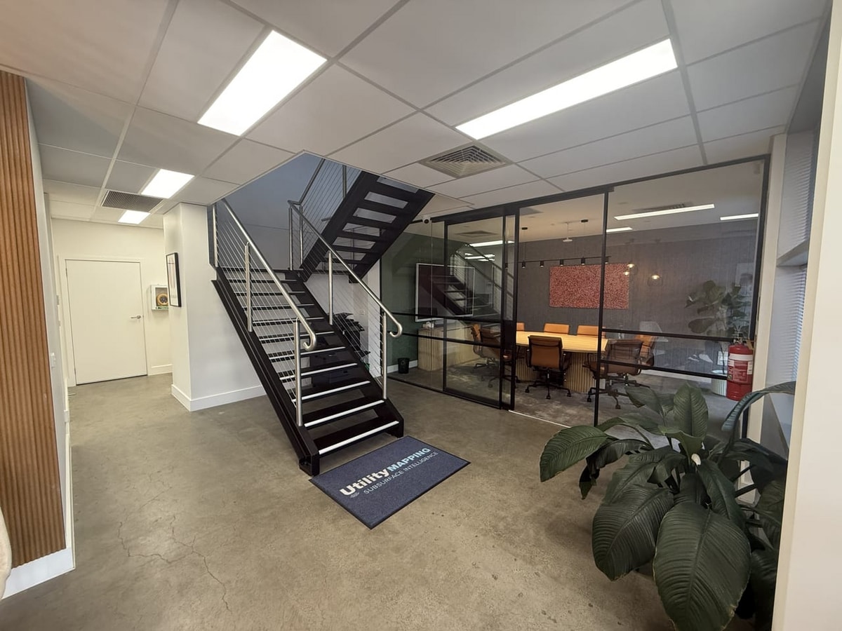 9 Rocklea Dr, Port Melbourne, VIC 3207 - Unidad 1 - - Foto del interior - Image 2 of 9